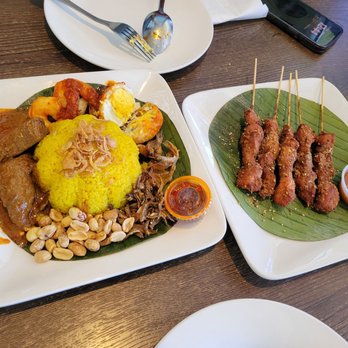 Singkawang Cafe - Nasi Kuning and chicken skewers. - Indonesian Near Me - El Monte, California Singkawang Cafe - Nasi Kuning and chicken skewers. - Indonesian Near Me - El Monte, California