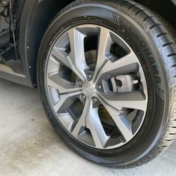 Victor's Detailing Services - Beautiful though the inside of each wheel spoke not completely, completely dirt free. My only knock on Victor's service.
