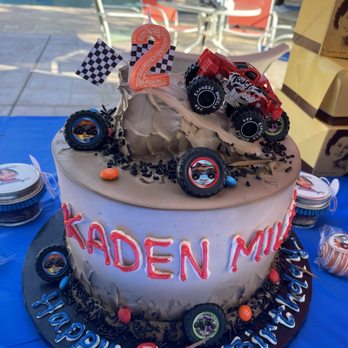 Minia's Bake Shop - Monster Truck cake - Bakeries Near Me - Newark, California