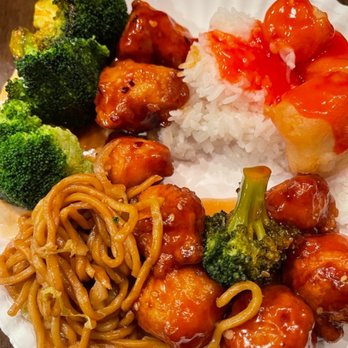 China Sky - Chicken lo mein, General Tso's chicken, sesame chicken, and sweet & sour chicken w/ rice - Chinese Near Me - Milton, Georgia China Sky - Chicken lo mein, General Tso's chicken, sesame chicken, and sweet & sour chicken w/ rice - Chinese Near Me - Milton, Georgia