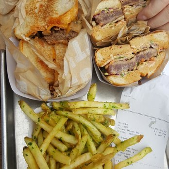 Gotts Roadside - Ahi tuna and sourdough. 7/10 - Burgers Near Me - Napa, California Gotts Roadside - Ahi tuna and sourdough. 7/10 - Burgers Near Me - Napa, California