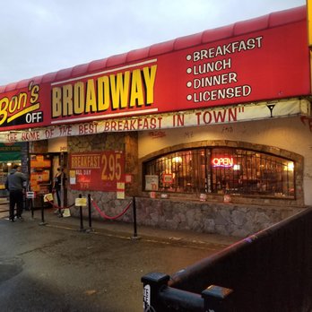Bon's Off Broadway - Breakfast & Brunch Near Me - Vancouver, British Columbia