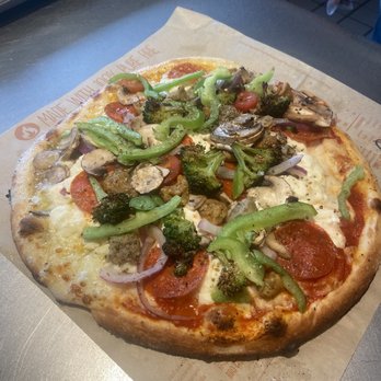 Blaze Pizza - Build Your Own Pizza (11-inch) fresh out of the oven! - Pizza Near Me - South Pasadena, California