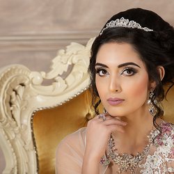 Farah Syed Makeup Artist - best bridal hair and makeup artist in London