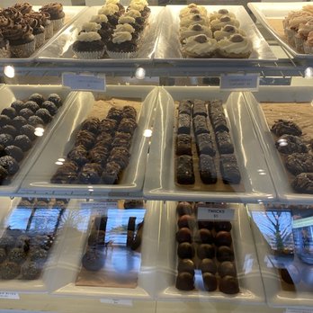 Rooted Juicery & Kitchen - Sweet tooth satisfaction - Vegan Near Me - Cincinnati, Ohio Rooted Juicery & Kitchen - Sweet tooth satisfaction - Vegan Near Me - Cincinnati, Ohio