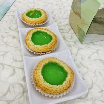 HL Peninsula - pandan tarts - Dim Sum Near Me - Castro Valley, California