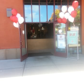 MOD Pizza - Pizza Near Me - Alameda, California