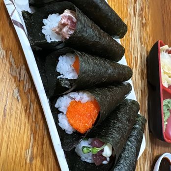 Kats Sushi - Sushi Bars Near Me - Honolulu, Hawaii