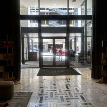 Thompson Dallas - Entry to the hotel - Hotels Near Me - Dallas, Texas Thompson Dallas - Entry to the hotel - Hotels Near Me - Dallas, Texas