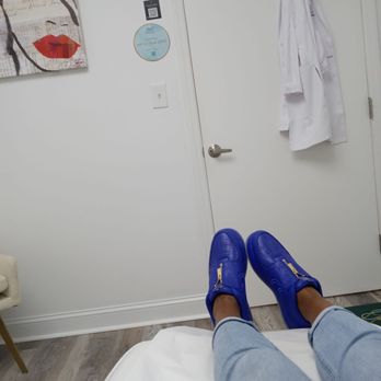 VITRA Aesthetics Clinic - Just adore my kicks while I get ready!!!!#GOAT #SERENAKICKS - Medical Spas Near Me - Islip, New York VITRA Aesthetics Clinic - Just adore my kicks while I get ready!!!!#GOAT #SERENAKICKS - Medical Spas Near Me - Islip, New York