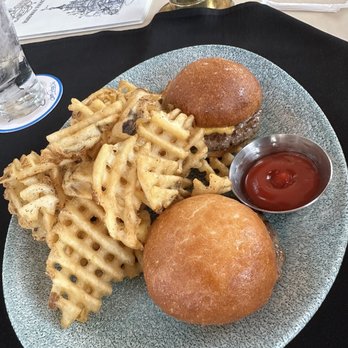 Lamplight Lounge - Burger Slider - New American Near Me - Anaheim, California Lamplight Lounge - Burger Slider - New American Near Me - Anaheim, California