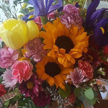 Joy Flower Shop - Ordered, arranged and delivered in 2 hours!! - Florists Near Me - Carmichael, California
