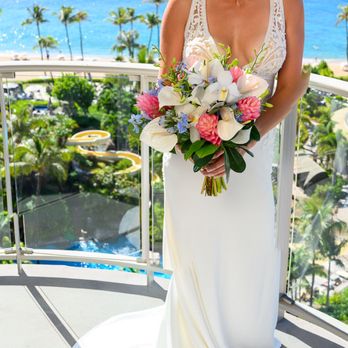 Dellables - Floral Designers Near Me - Kula, Hawaii