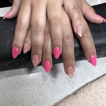 77 Nail Bar - Full set design - Waxing Near Me - Forth Worth, Texas