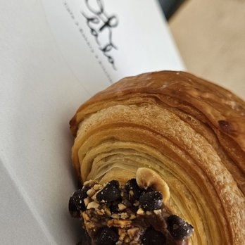 Oh La La - Nutella croissant - Bakeries Near Me - Pasadena, California