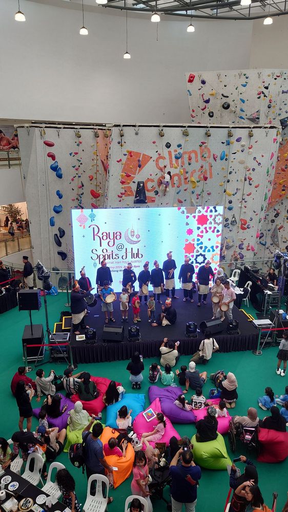 Kallang Wave Mall