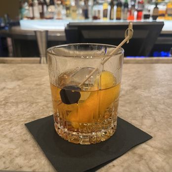Oculus Bar - The Delilo (old fashioned made with Rabbit Hole Bespoke Barrel Aged Gin) - Bars Near Me - Hollywood, Florida Oculus Bar - The Delilo (old fashioned made with Rabbit Hole Bespoke Barrel Aged Gin) - Bars Near Me - Hollywood, Florida