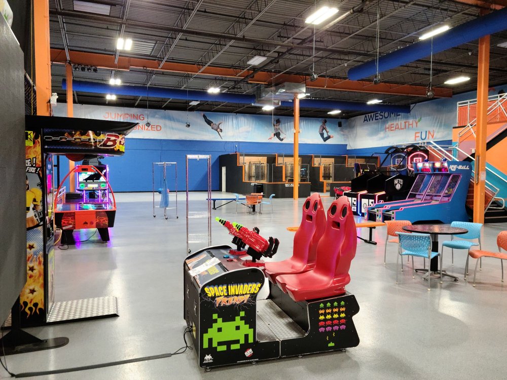 SKY ZONE TRAMPOLINE PARK 63 Photos & 56 Reviews 600 Hadley Rd