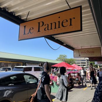 Le Panier - Located across the farmers market area just st before Starbucks - Bakeries Near Me - Seattle, Washington Le Panier - Located across the farmers market area just st before Starbucks - Bakeries Near Me - Seattle, Washington