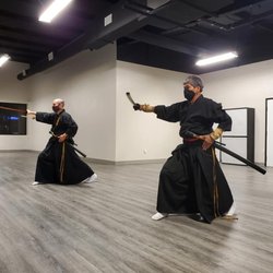 Cedar Park Dojo - Our iaijutsu instructor, training with students
