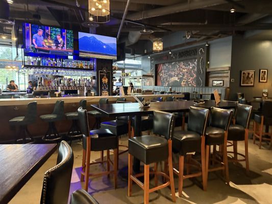 Bar Louie - The Woodlands by null