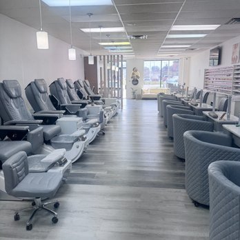 Alo Nails - Clean and organize - Nail Salons Near Me - Terre Haute, Indiana Alo Nails - Clean and organize - Nail Salons Near Me - Terre Haute, Indiana