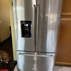 Johnnies Appliances - Kitchenaide French door refrigerator