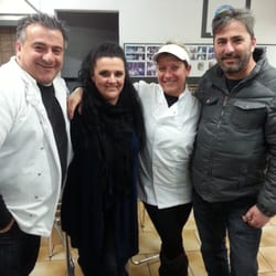 Friterie Pépito - Lucie, agostino, massimo, loredana, padrona della fritteria pepito.