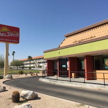 Del Taco - Front of del taco. - Mexican Near Me - Twentynine Palms, California Del Taco - Front of del taco. - Mexican Near Me - Twentynine Palms, California