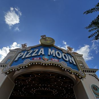 Pizza Moon - Pizza Near Me - Orlando, Florida Pizza Moon - Pizza Near Me - Orlando, Florida