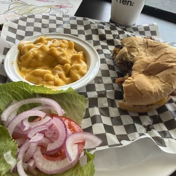 The Market - Burger - American Near Me - Troy, Alabama The Market - Burger - American Near Me - Troy, Alabama