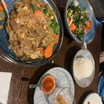 Kanok Thai Bistro - Thai Near Me - Costa Mesa, California
