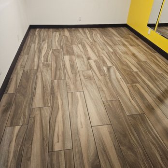 Delo Floors - Flooring Near Me - San Bernardino, California