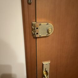 24/7 Locksmith Rockaway - Top lock added