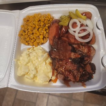 Sumthin Real BBQ - Food Trucks Near Me - Alvin, Texas Sumthin Real BBQ - Food Trucks Near Me - Alvin, Texas
