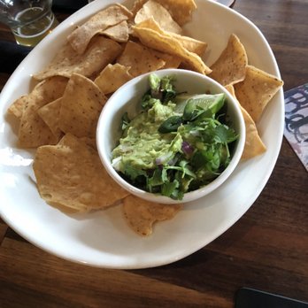 Yard House - Guac & Chips - Bars Near Me - Pasadena, California Yard House - Guac & Chips - Bars Near Me - Pasadena, California