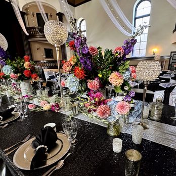 Inside Decor Rental - Crystal - Party Equipment Rentals Near Me - Dubuque, Iowa