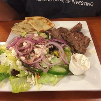 Garden Grille Cafe - Greek Salad with London Broil - Breakfast & Brunch Near Me - Palm Harbor, Florida