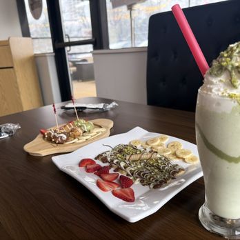 CrepeNdip - Juice Bars & Smoothies Near Me - Kentwood, Michigan