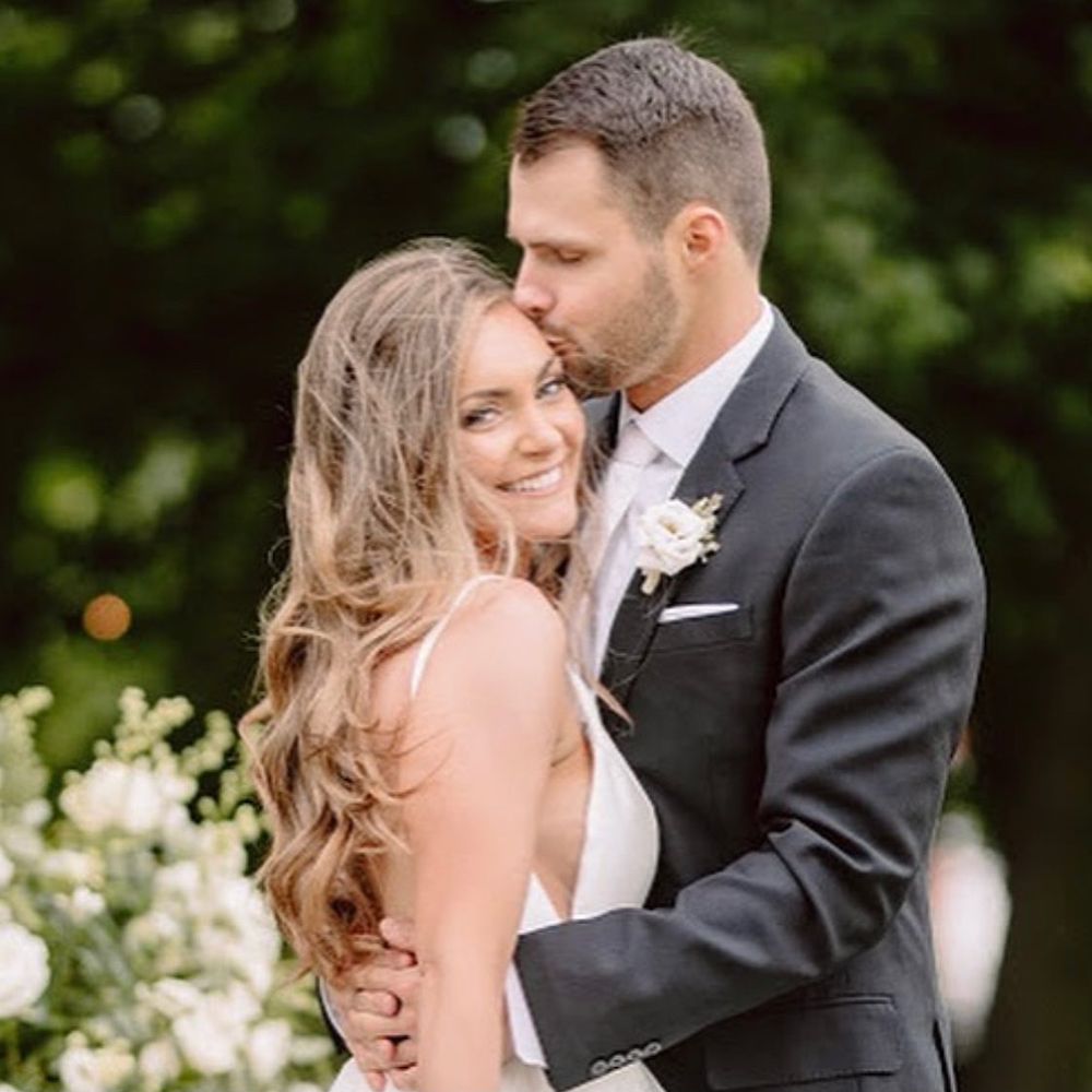 GLOW SUNLESS TANNING Updated September 2024 45 Photos & 20 Reviews