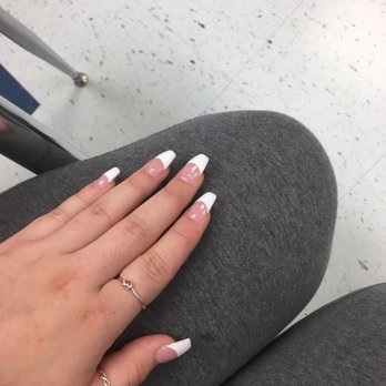 Queen Nails - Beautiful - Nail Salons Near Me - Hackettstown, New Jersey