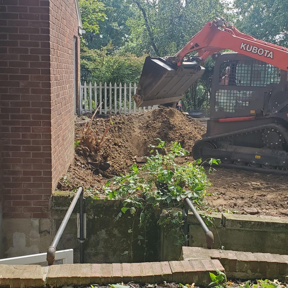 Roadstar Paving - Removing a tree and not filling it with gravel to prevent sinking. - Masonry/Concrete Near Me - Aliquippa, Pennsylvania Roadstar Paving - Removing a tree and not filling it with gravel to prevent sinking. - Masonry/Concrete Near Me - Aliquippa, Pennsylvania
