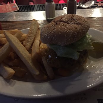 Finnegan's Wake - Heaven on a toasted sesame bun. - Pubs Near Me - New York, New York