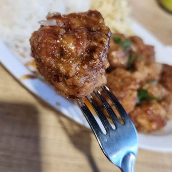 Aina Saimin & Diner - Must get the garlic chicken here - Hawaiian Near Me - Las Vegas, Nevada
