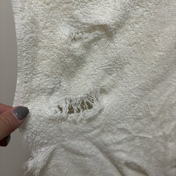 Motel 6 - Thread bare towels (only 2 provided and GROSS!) - Hotels Near Me - Ilion, New York