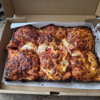 Cranford Square Pizza - Pizza Near Me - Cranford, New Jersey Cranford Square Pizza - Pizza Near Me - Cranford, New Jersey