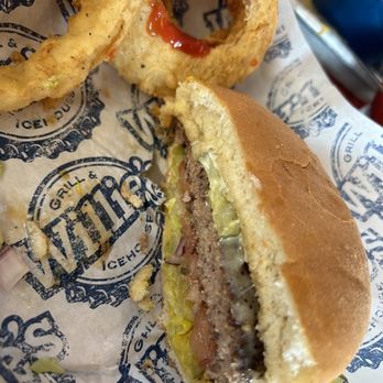 Willie's Grill & Icehouse - Cheese, Willie Burger all the way and delicious onion rings - American Near Me - Houston, Texas Willie's Grill & Icehouse - Cheese, Willie Burger all the way and delicious onion rings - American Near Me - Houston, Texas