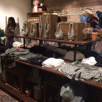 American Threads - Women's Clothing Near Me - Orlando, Florida American Threads - Women's Clothing Near Me - Orlando, Florida