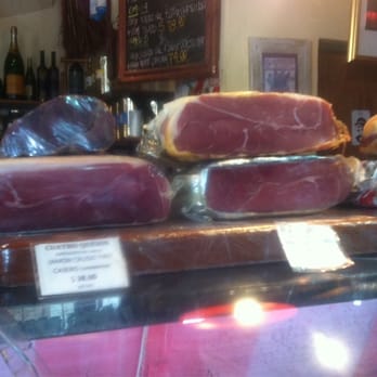 Cuatro Quesos - Jamones - Cheese Shops Near Me - Buenos Aires, C