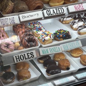 Bakers Dozen Donuts and Diner - Donuts Near Me - Americus, Georgia Bakers Dozen Donuts and Diner - Donuts Near Me - Americus, Georgia